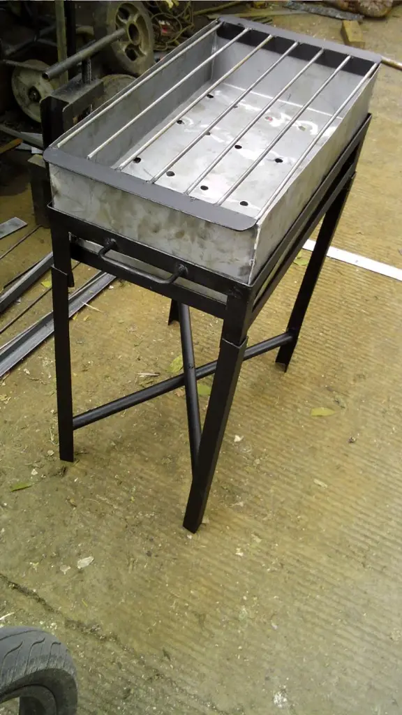 03. Jasa Pembuatan Kompor Untuk Berbagai Jenis Usaha Seperti Surabi (3).webp