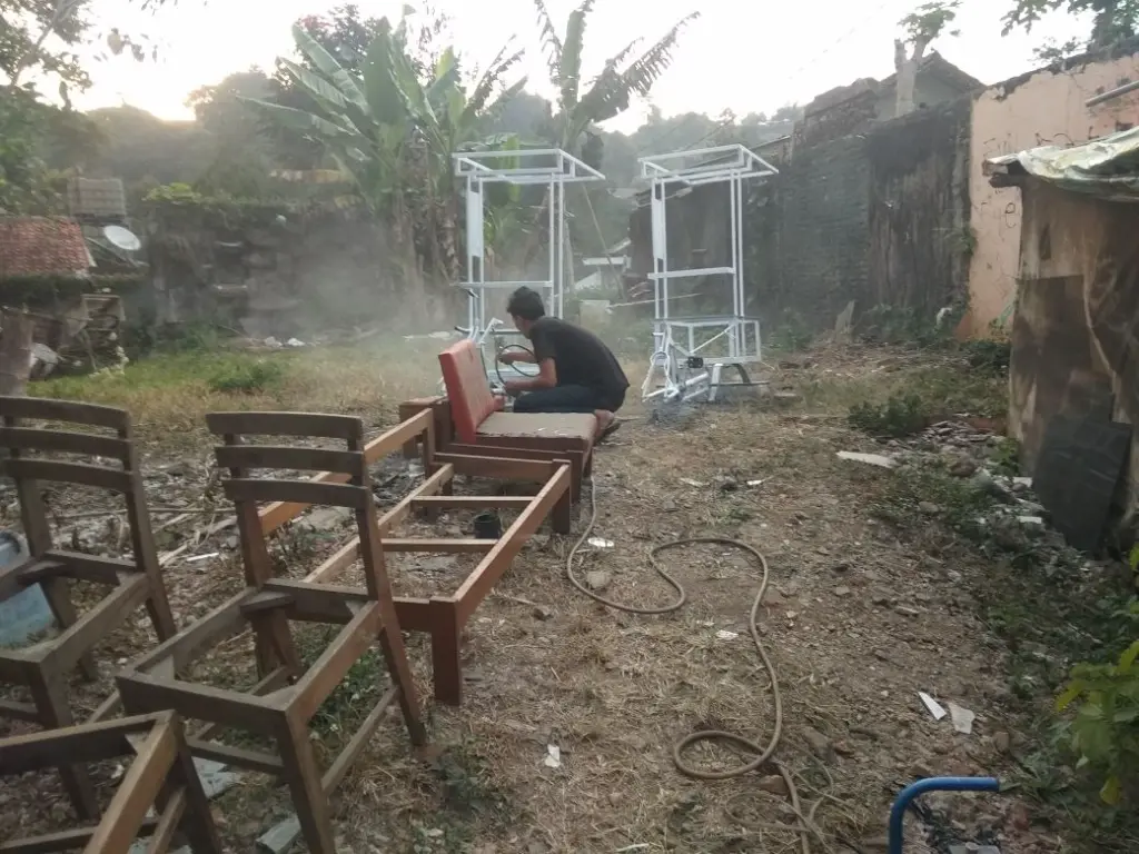 Gerobak Kayuh (Becak Sepeda Gowes) Penjual Susu Keliling atau Frozen (5).webp