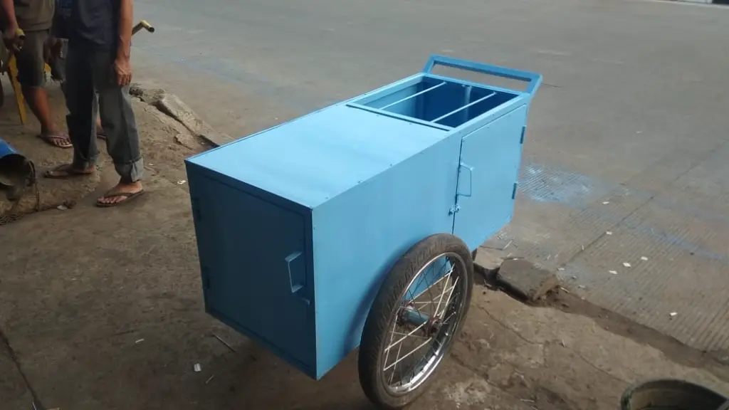 Gerobak Dorong Jualan Keliling Kerang Ijo (4).webp