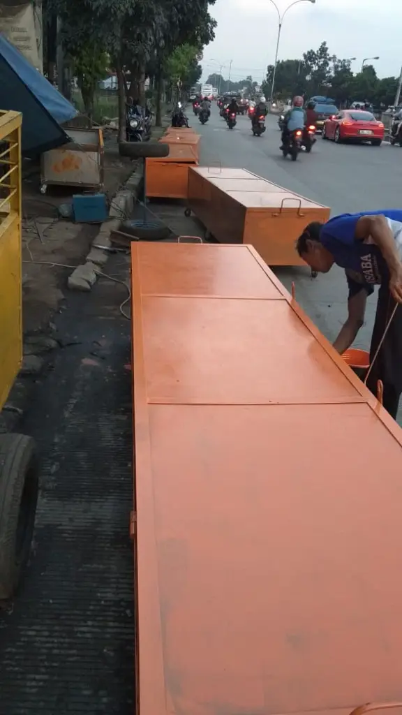 Box atau Peti Tenda Bahan Besi (14).webp