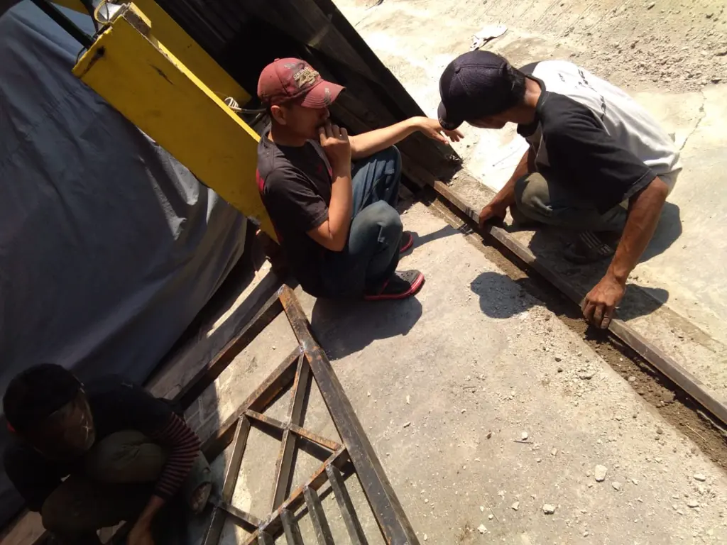 01. Jasa Pembuatan Pagar Tralis Minimalis untuk Rumah di Kompleks (11).webp