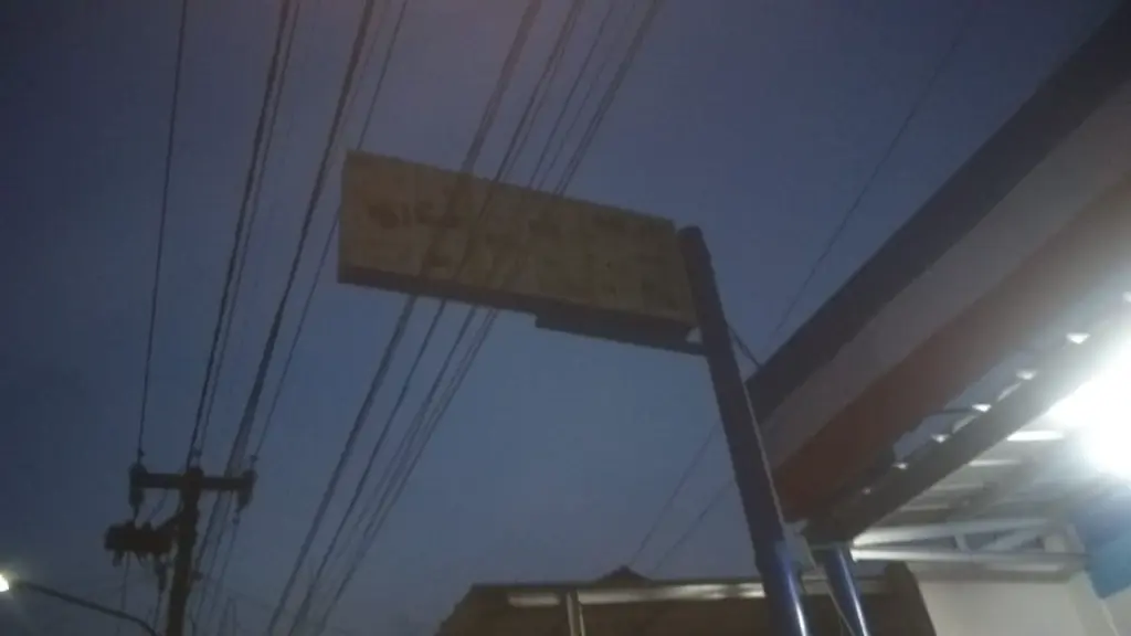 Plang Plus Neon Box Minimarket (14).webp