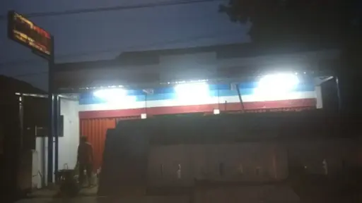 Plang Nama Minimarket